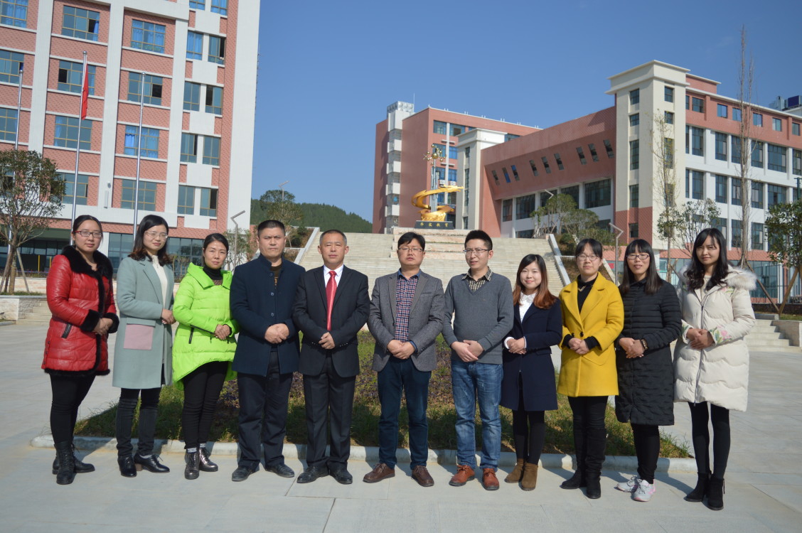 金猪辞旧玉鼠迎新,金猪纳福辞旧岁