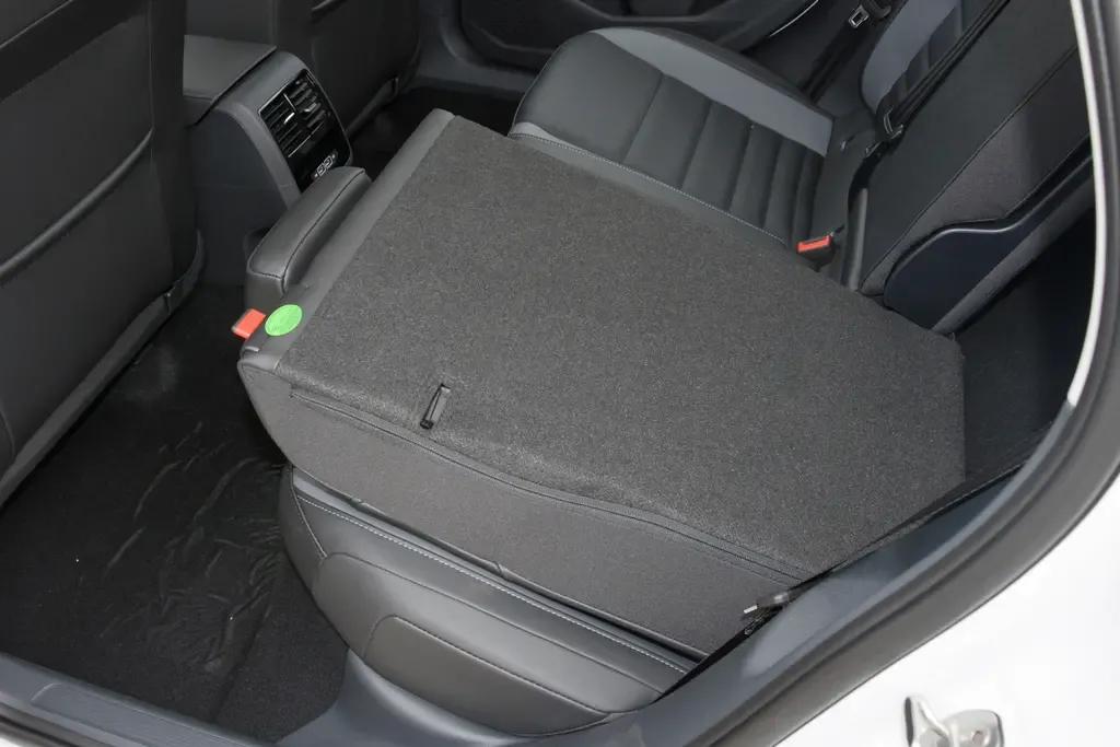 捷达vs7,速腾和捷达vs7哪个值得购买