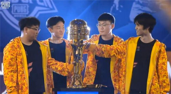 不愧死亡小组!NEST吃鸡赛世界冠军垫底晋级,4AM两局成盒仍第五