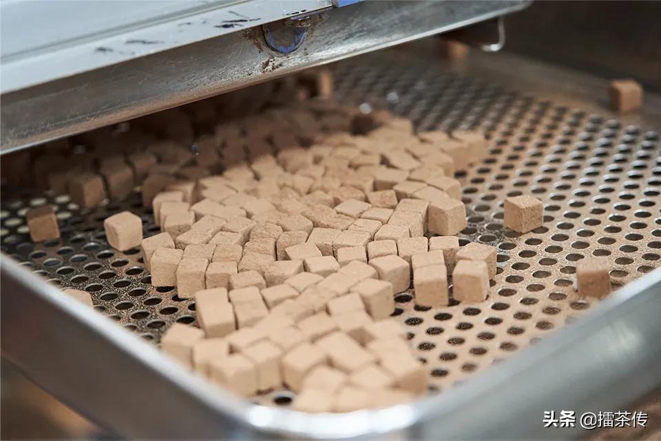 日本高岗生产巧克力吗,日本高冈生巧巧克力哪个口味好