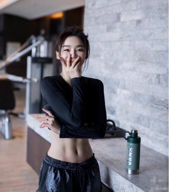 袁姗姗为什么会淡出大家视线,袁姗姗为啥不火了