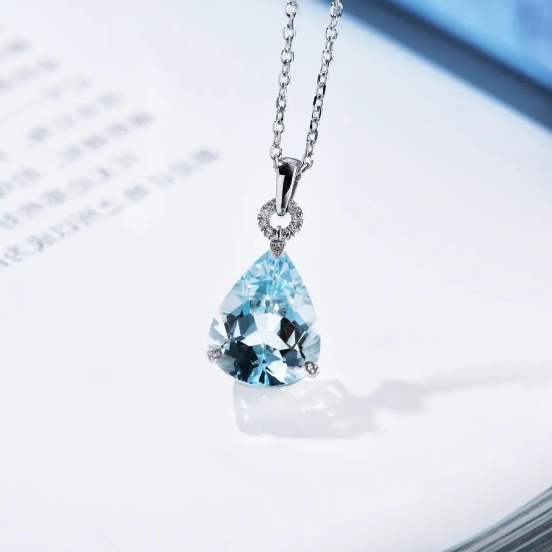 喜欢海蓝色五行喜什么,喜欢海蓝之谜