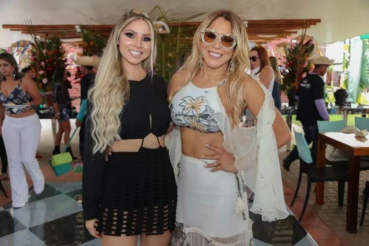 胡尔克回应与前妻婚姻,胡尔克和妻子现状