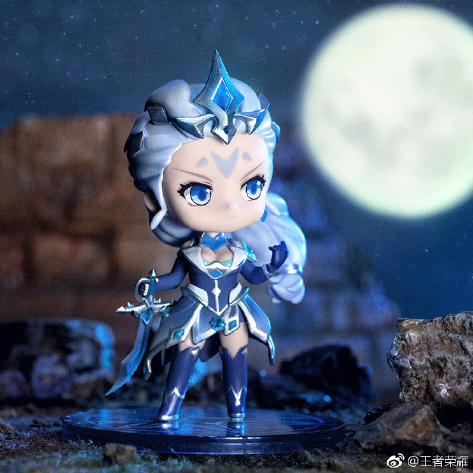 王者荣耀露娜手办,王者荣耀限量版露娜手办