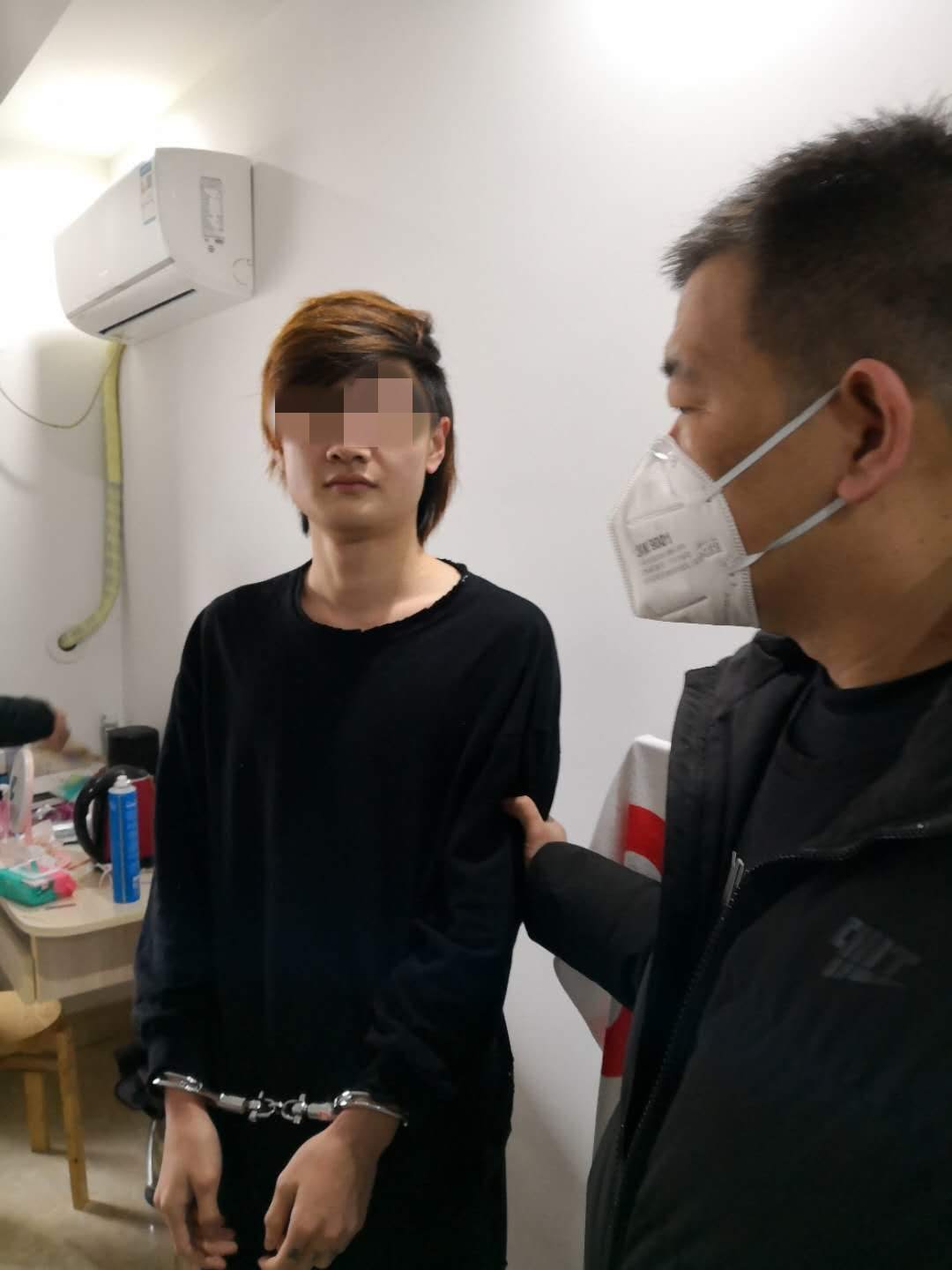 朋友圈卖口罩犯罪,朋友圈卖口罩被捕