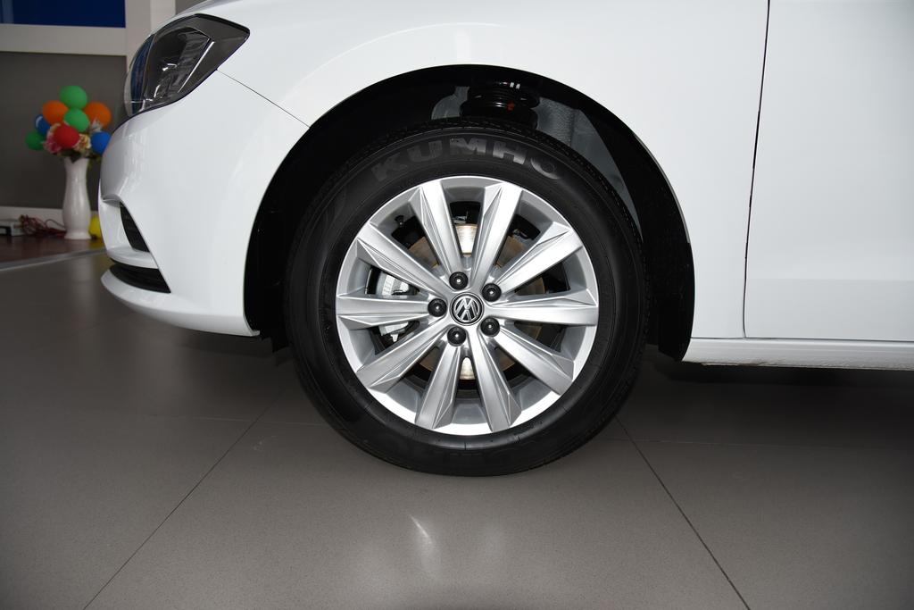 2022款宝来传奇1.5自动时尚版价格,2019款宝来传奇1.5自动舒适版