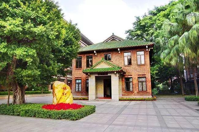 广州最美中学是哪间？这一所你一定服气！