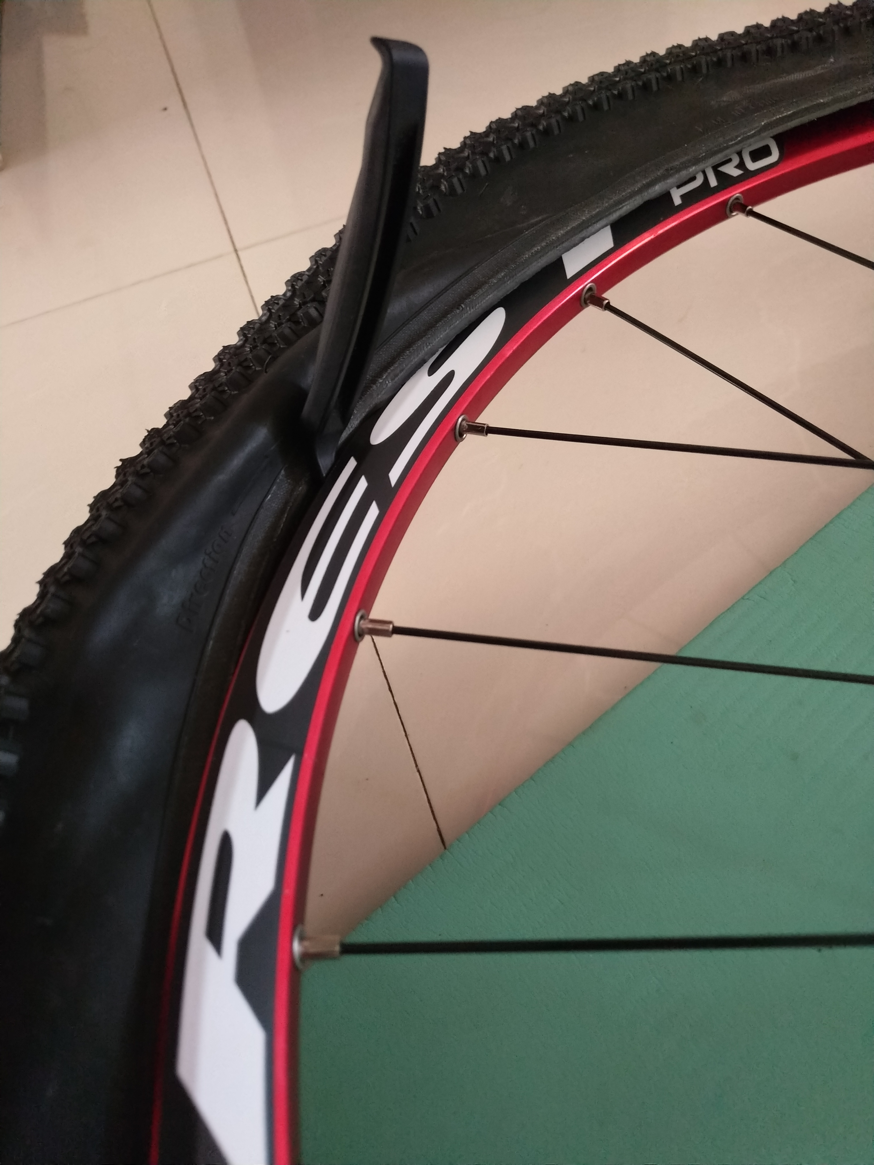 “草根单车”第一季（5）RTCR3轮组开箱以及轮组组装