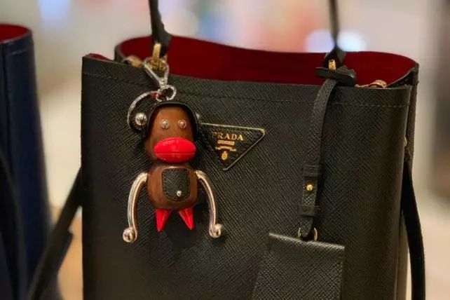 lv包为什么是奢侈品,万元lv包包