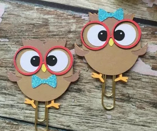 小孩子自己就能做的书签特别简单,自制简单又好看的阅读书签