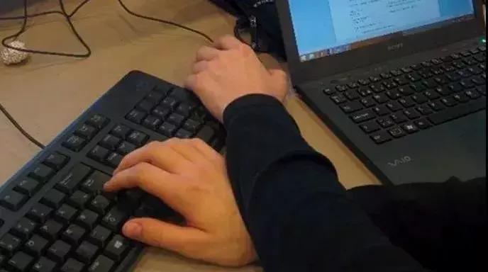 左撇子聪明还是右撇子聪明,左撇子的聪明还是右撇子的聪明