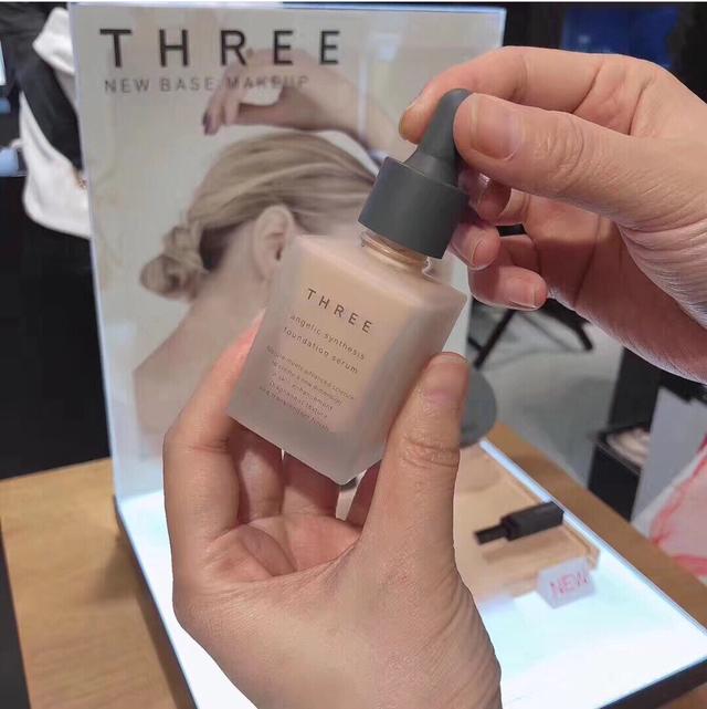 干皮瑕疵多适合用粉底还是气垫,mac定制无瑕粉底干皮测评