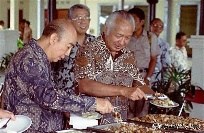 李嘉诚发家史是真是假,揭秘李嘉诚的成功之路