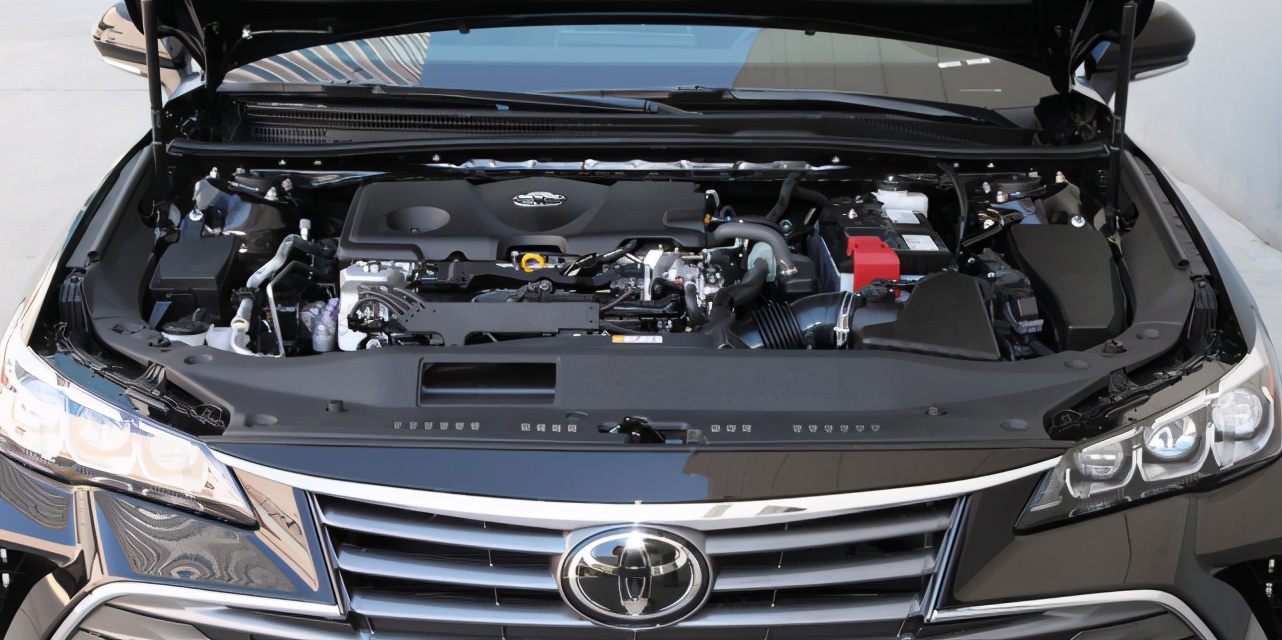 丰田亚洲龙和日产天籁,日产天籁和丰田亚洲龙对比