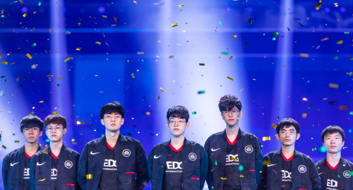 meiko棣栨瀵规垬edg鍚庡彴鑺辩诞,edg姣旇禌meiko澶氭榛戝睆