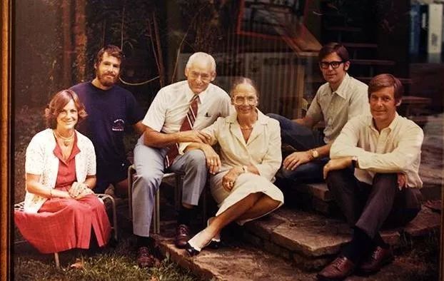 王思聪要几个亿,王思聪欠了几十亿还了吗