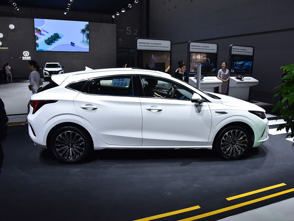 2020最美两厢车排行榜国产,动力媲美飞度的车