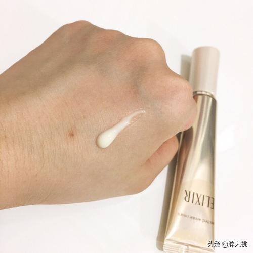 解决眼部各种问题的一款眼霜,年轻人第一支初抗老眼霜