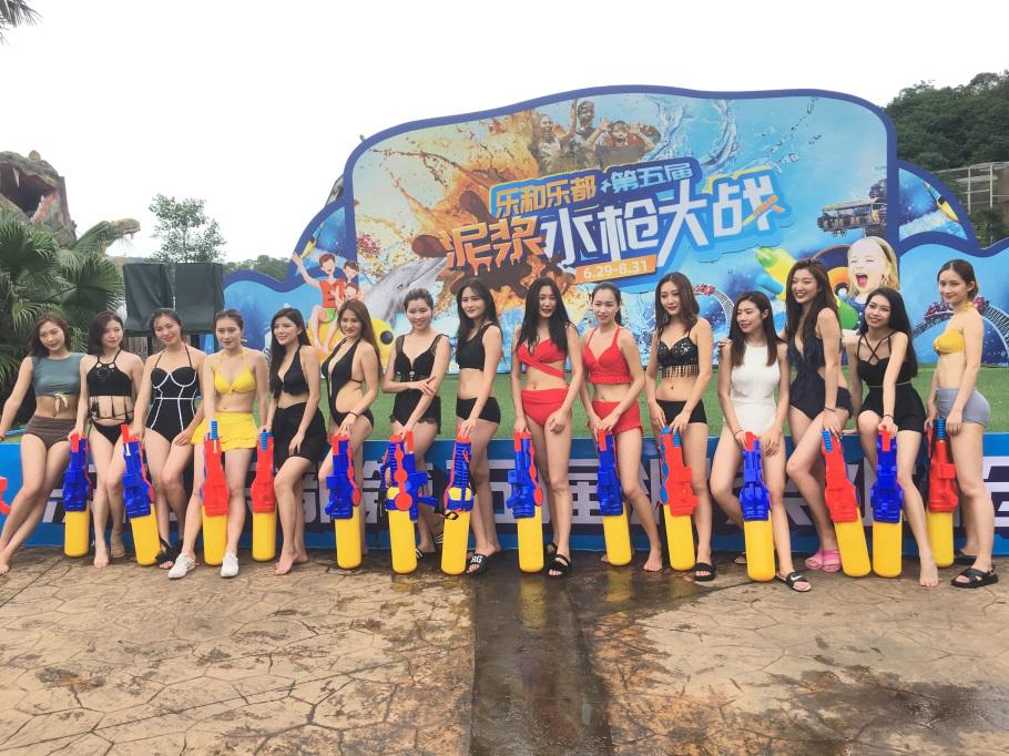 乐和乐都泳装,乐和乐都永川游泳