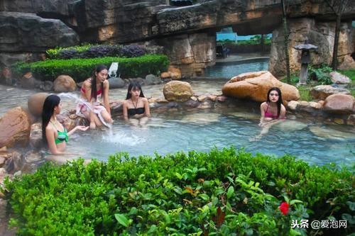 中国最具魅力的、最浪漫的温泉度假村:湖北洪湖悦兮半岛温泉!