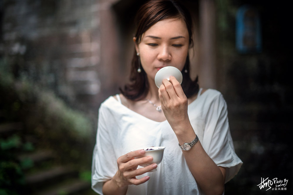 每克卖一万，这几株岩壁上的大红袍茶树，堪称武夷山的镇山之宝