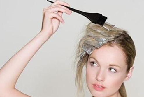 头发分叉怎么护理去理发店,头发分叉怎么办最简单方法