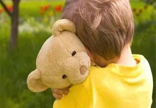 为何某些男人有偷女人*裤内**的癖好?心理学家:并非男人的专利