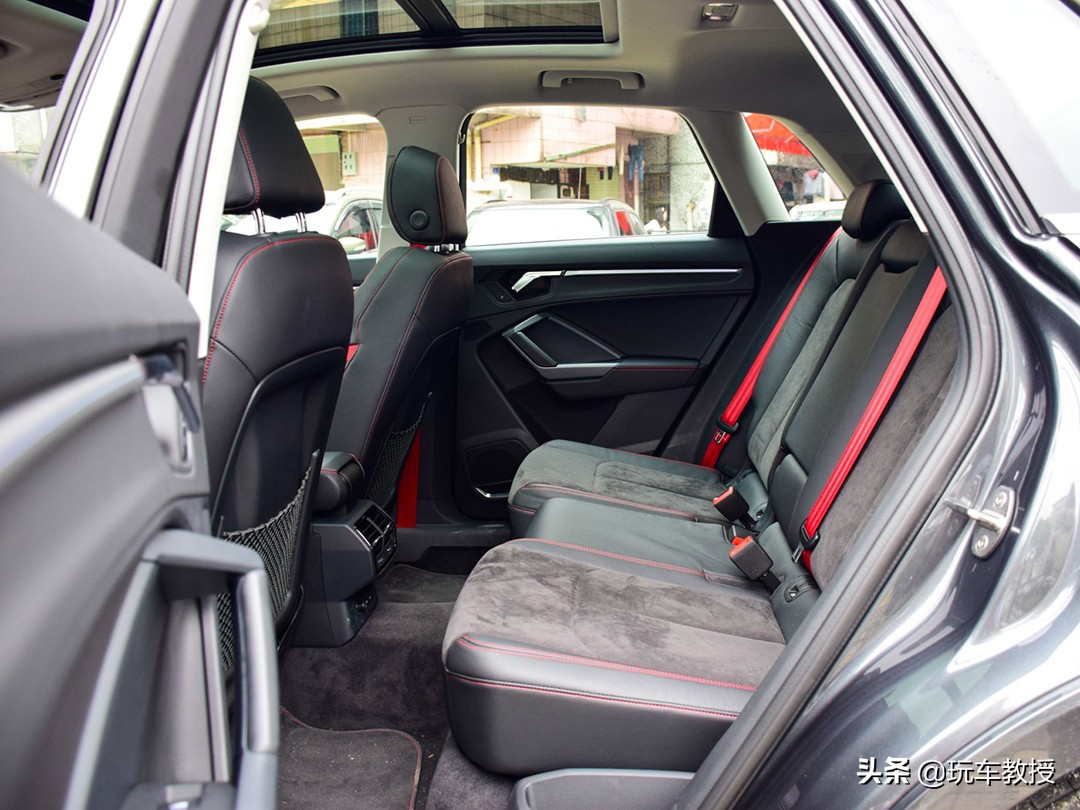 15万合资suv首选想要高颜值就选它,30万买中型suv选这三款不会错