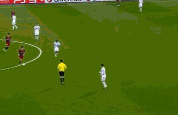 巅峰梅西与巅峰小罗谁厉害,巅峰梅西与巅峰大罗谁强