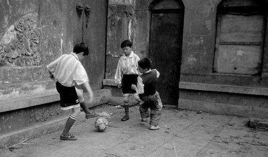 每个天津人,小时候都穿过“大博文”和“双星”……