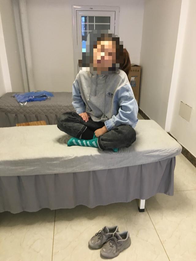 颈椎肩周疼痛难忍视频,颈椎不舒服肩膀疼胳膊麻肩胛骨疼