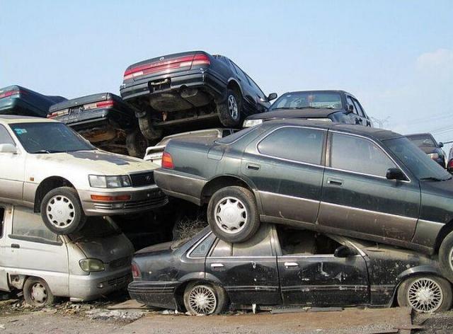 汽车现在的报废期是15年吗,汽车报废年限新规定