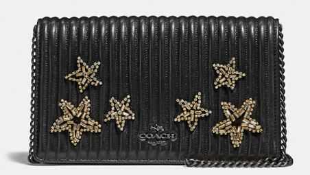 离开了奶奶风的COACH蔻驰,令万千少女兽性大发!