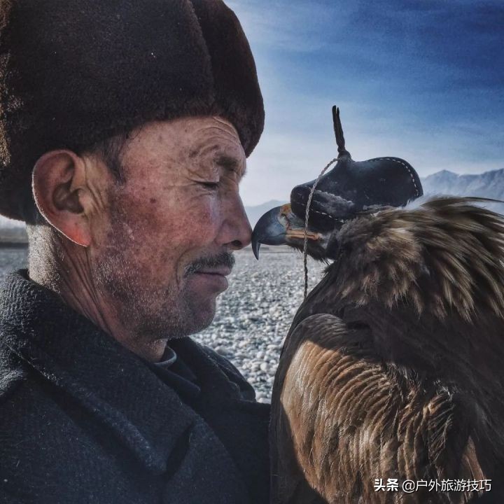 记得《攀登者》相机丢了的事吗？摄影在户外探险发展中的简史