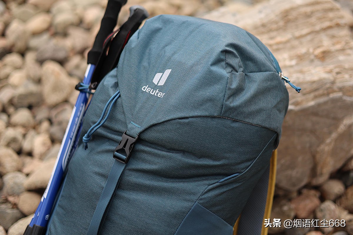 多特萤火虫哪个颜色最好看,多特萤火虫怎么挂折叠登山杖