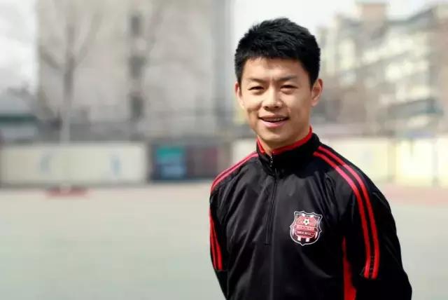 足球青训爱踢客,爱踢客足球