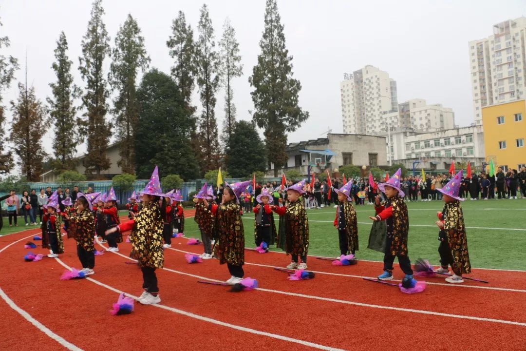 东升高沙幼儿园趣味运动会,南鹰幼儿园趣味运动会