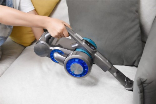 家用吸尘器推荐轻松清洁家居,正确使用吸尘器进行室内清洁步骤