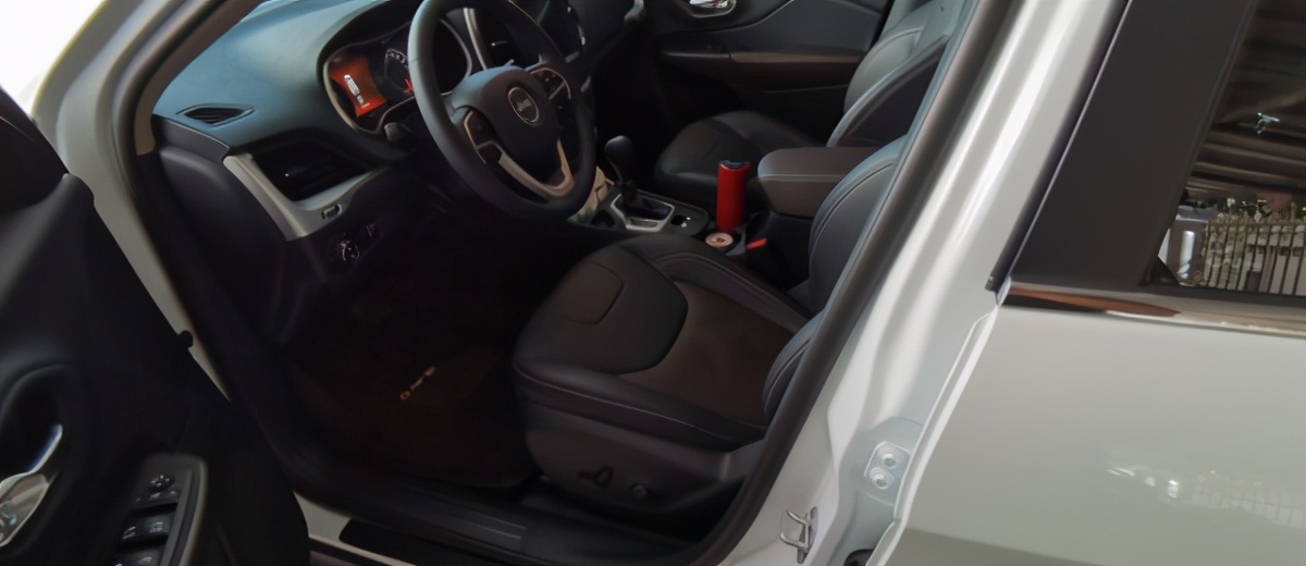 自由光2.0t驾驶感受,18年自由光2.4车主真实感受