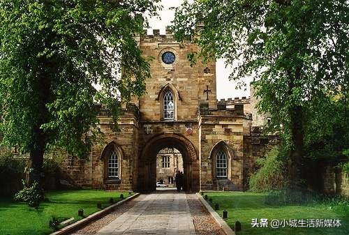 曾获得德国索菲亚千万奖金，国外“前途无量”！却毅然决定回国！