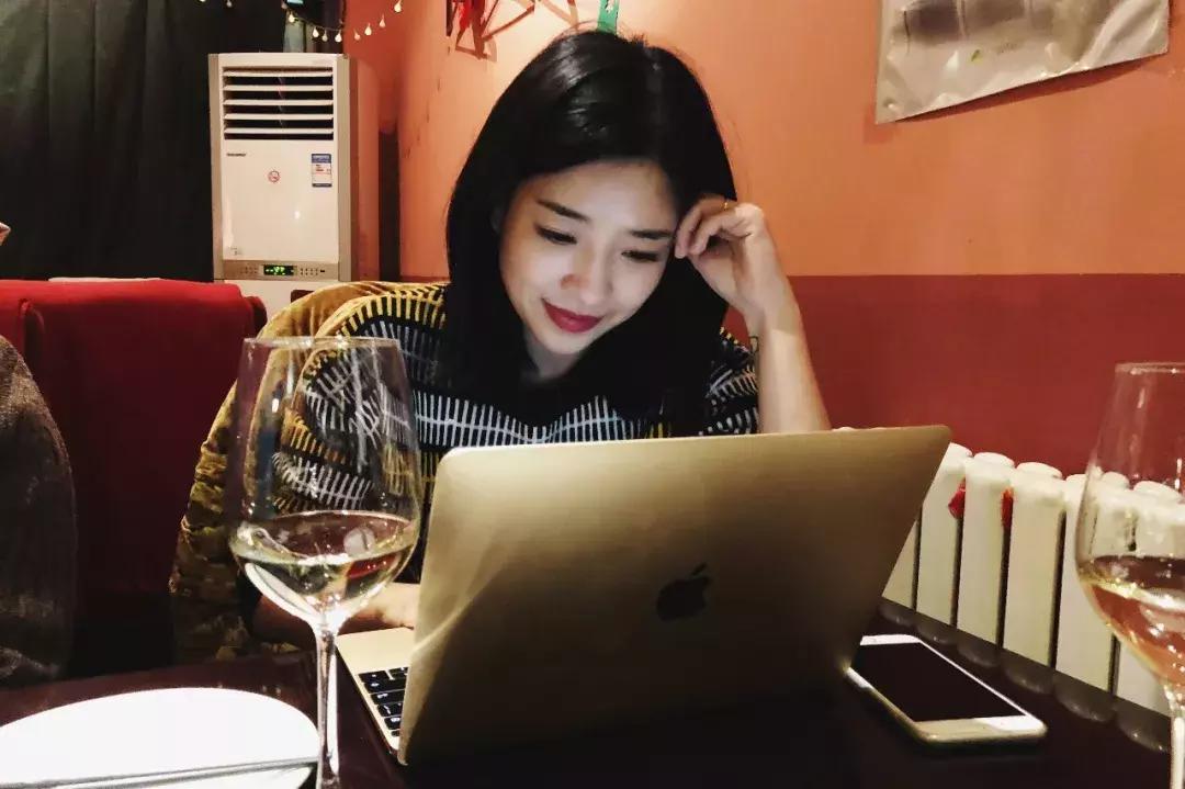 都说网红“短命”，她却火了七年还没够