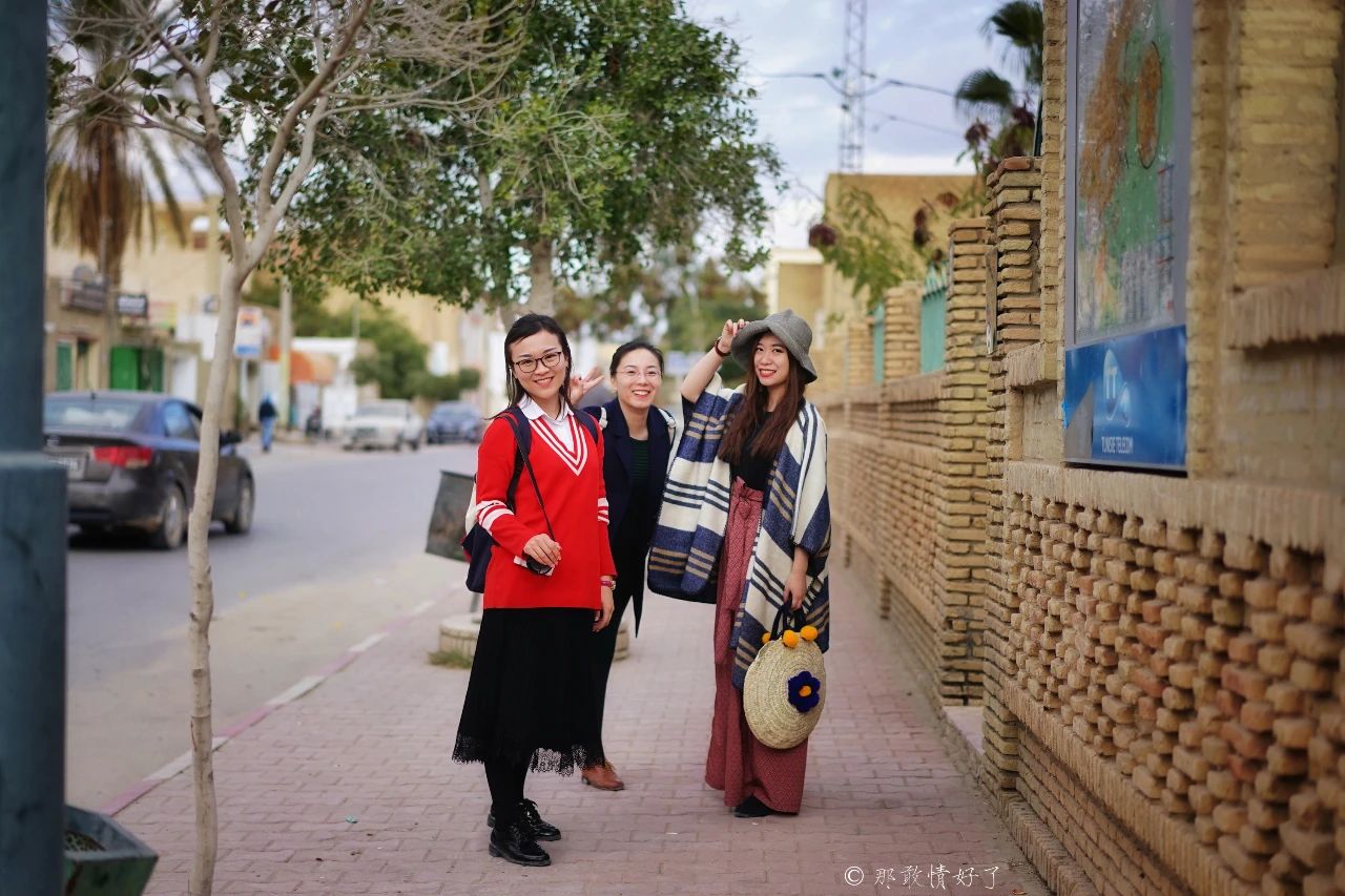 摩洛哥突尼斯旅游,与摩洛哥接壤的国家