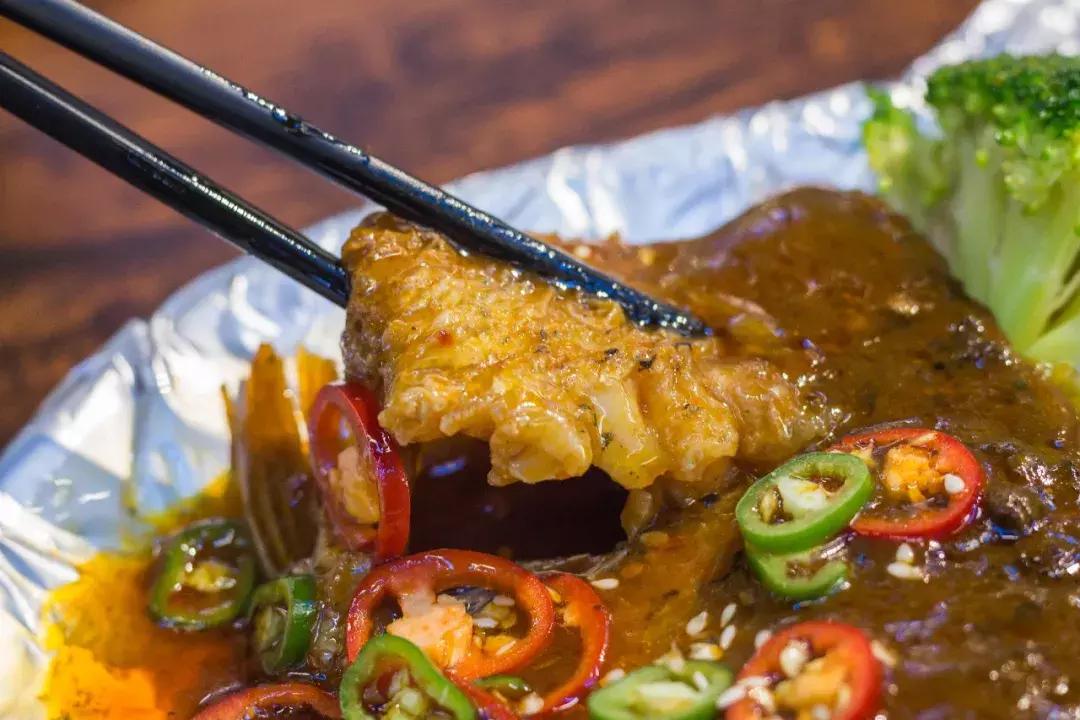 网红兔兔鲜锅来了，三天6.8折，锅子都是水晶的~~