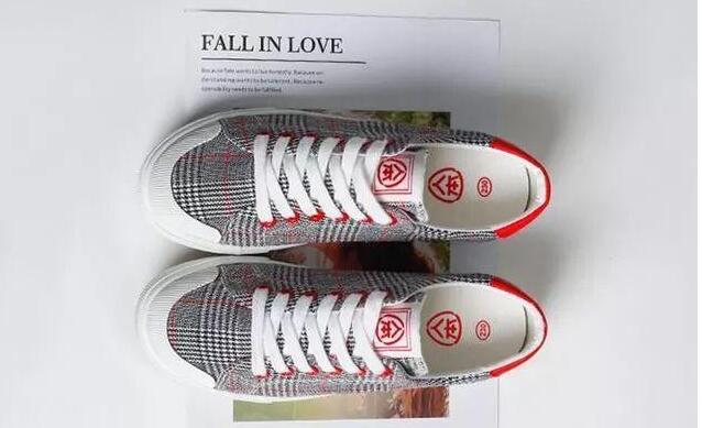 什么帆布鞋最好看又耐穿,怎样看帆布鞋适合什么季节穿