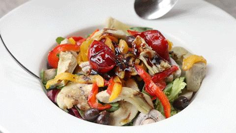 一挤就爆奶的超薄0.1pizza，被外国朋友吹上天