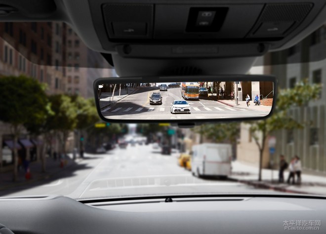 全新揽胜极光越野表现,全新一代路虎揽胜极光车评