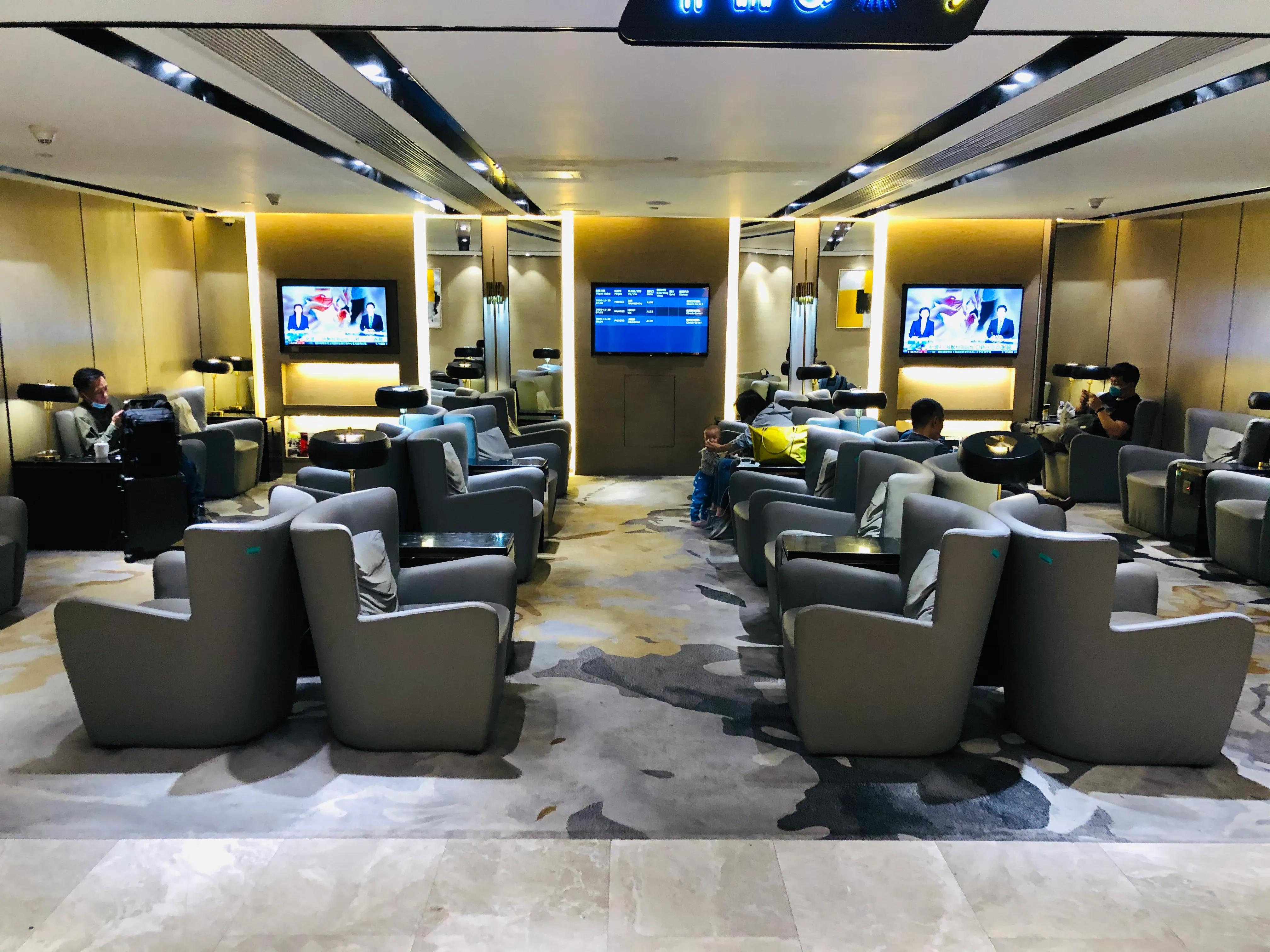 南航东航金卡,广州机场东航贵宾厅