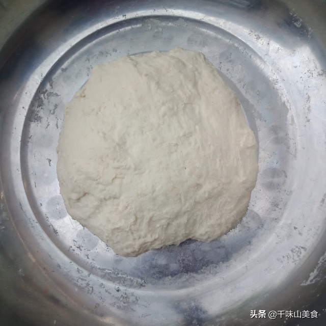 家常大饼怎么烙能酥,两个方法教你烙最柔软的大饼