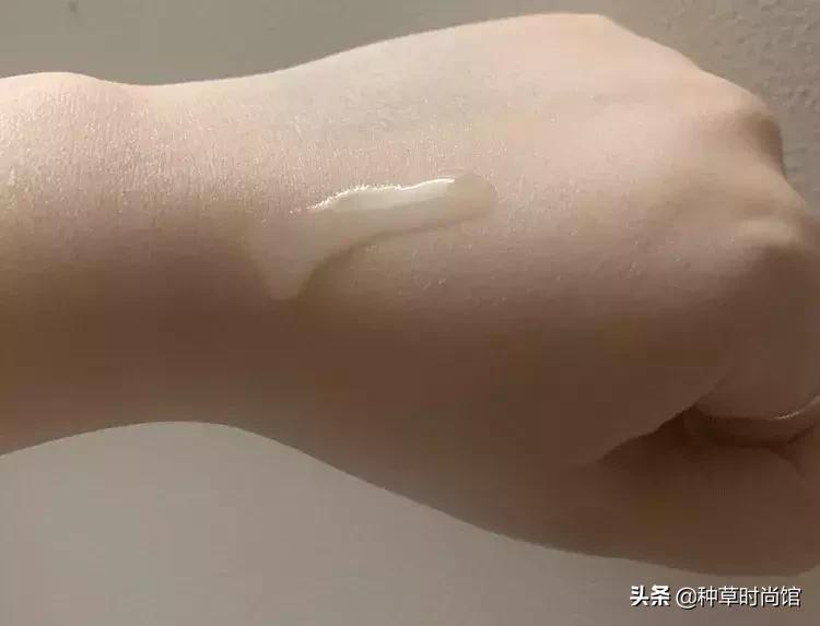 脸色暗黄干皮怎么变白最快方法,暗黄皮用什么护肤品变白