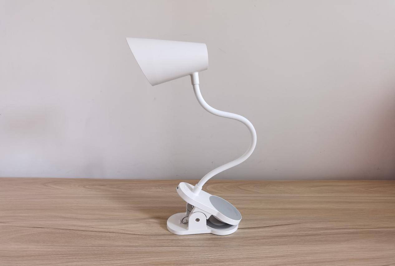 宜美小夜灯款式多样,宜美led护眼台灯